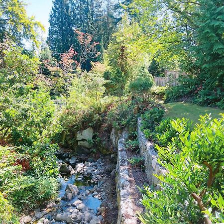66 Creek Garden House West Vancouver Exterior foto